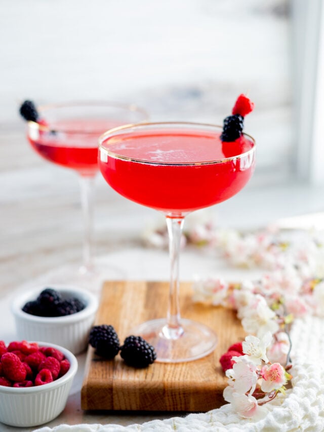 Blackberry Martini Recipe (Outback Copycat Recipe) ⋆ DelMarValicious Dishes